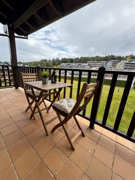 Atico Duplex A Pie De Pistas De Esqui Bed & Breakfast La Molina  Bagian luar foto