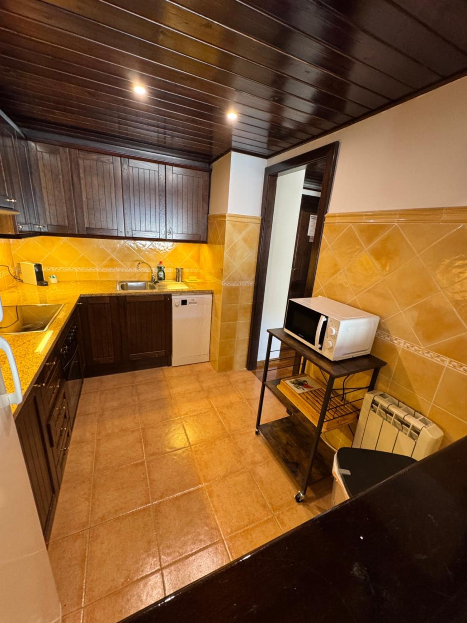 Atico Duplex A Pie De Pistas De Esqui Bed & Breakfast La Molina  Bagian luar foto